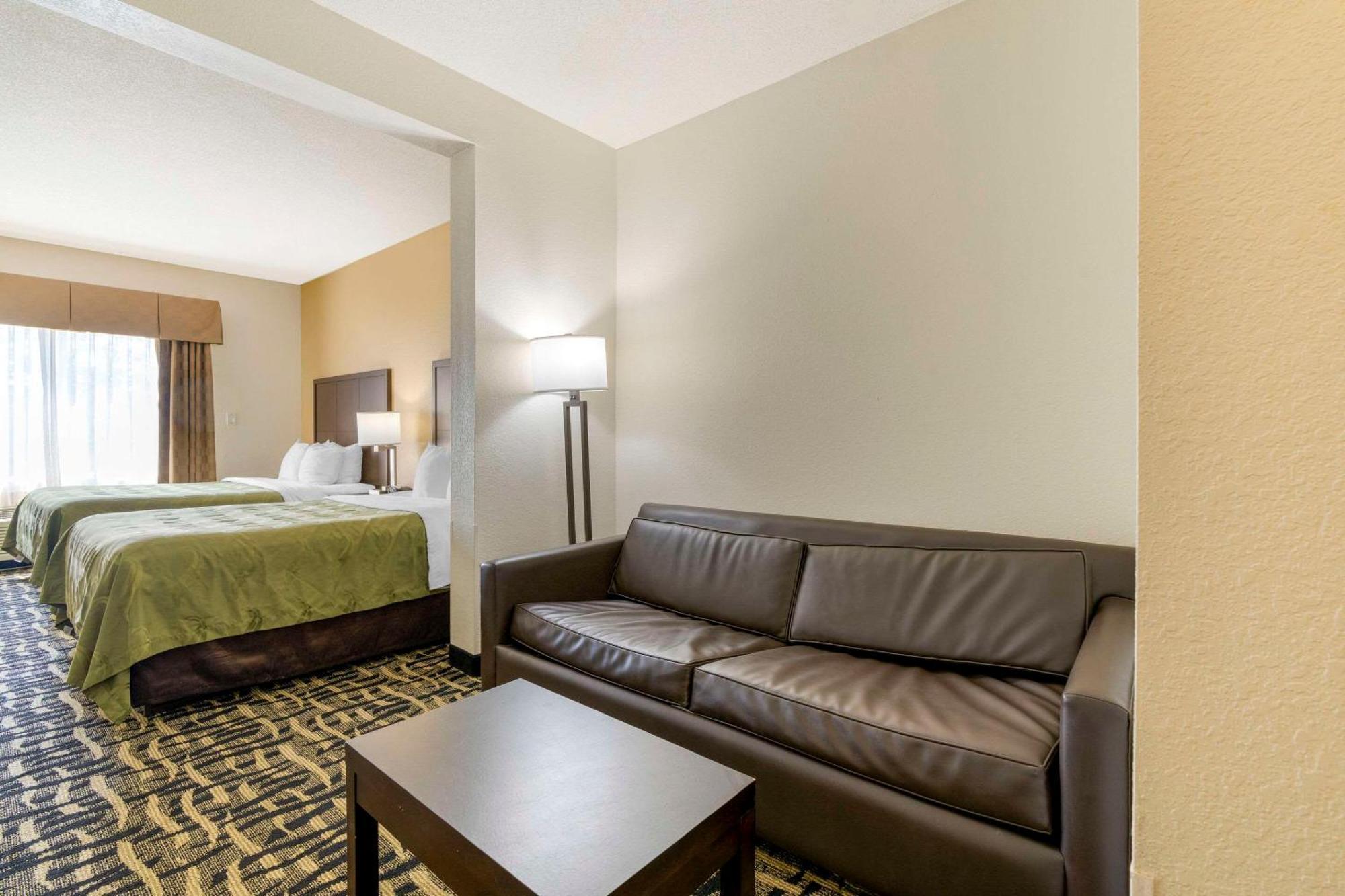 Quality Suites La Grange Extérieur photo