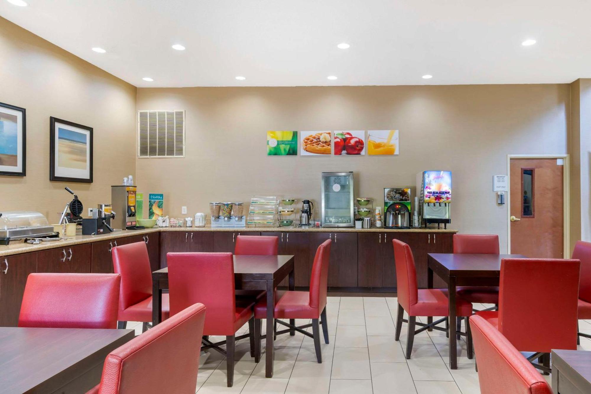 Quality Suites La Grange Extérieur photo