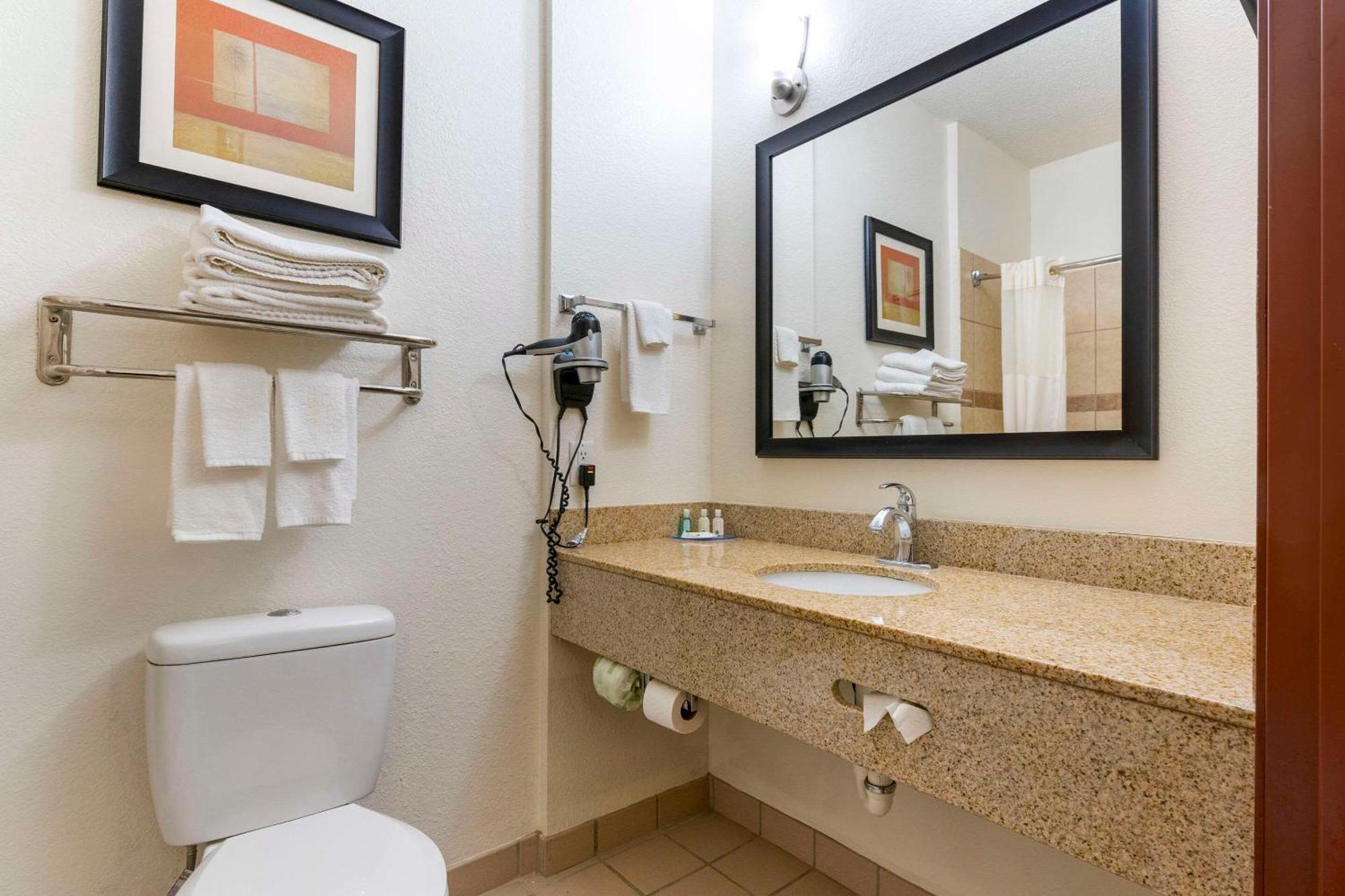 Quality Suites La Grange Extérieur photo